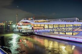 Schiff MS RheinGalaxie in Düsseldorf am Anleger