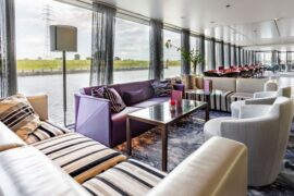 Bar und Lounge „Docks“