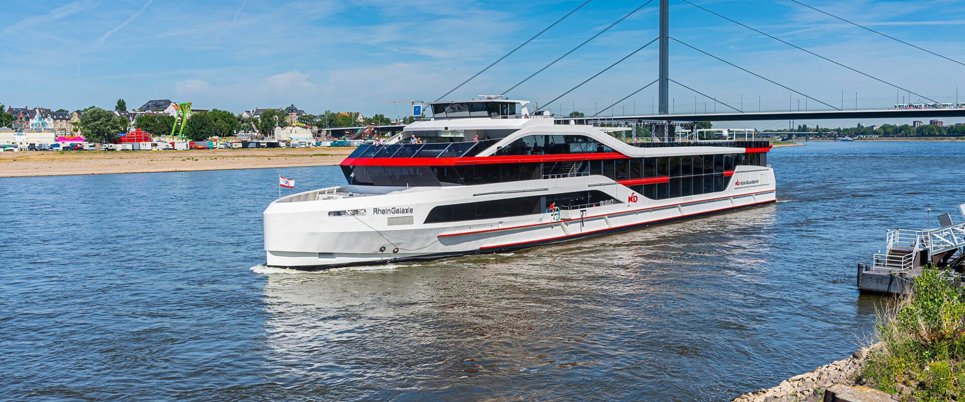 Afternoon cruise Cologne, MS RheinGalaxie on the Rhine in Cologne